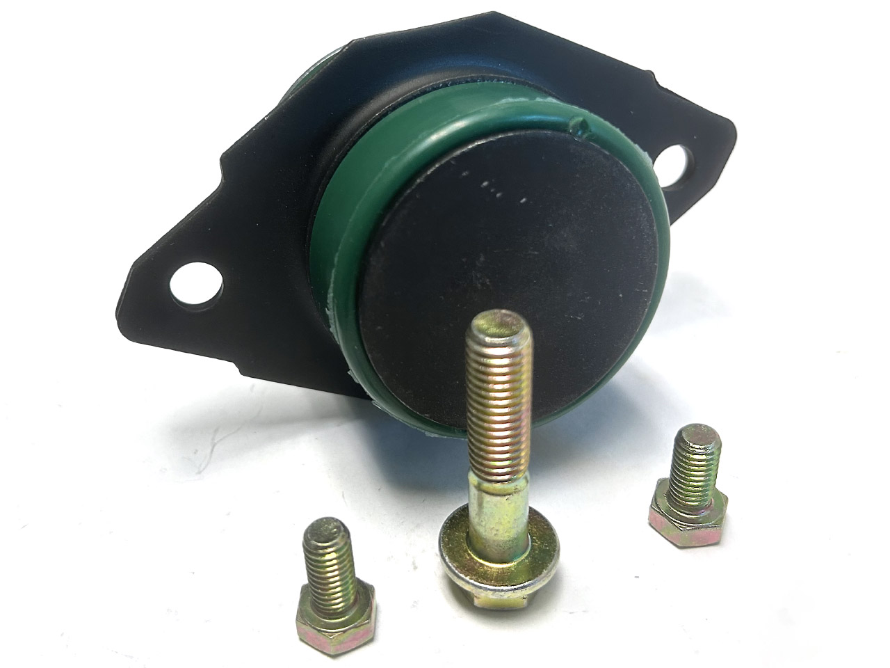 thumbnail image 2 of Red Urethane Motor & Transmission Mount Kit For VW Beetle & T1 Bus – Fits 1962-1972 2 of 14