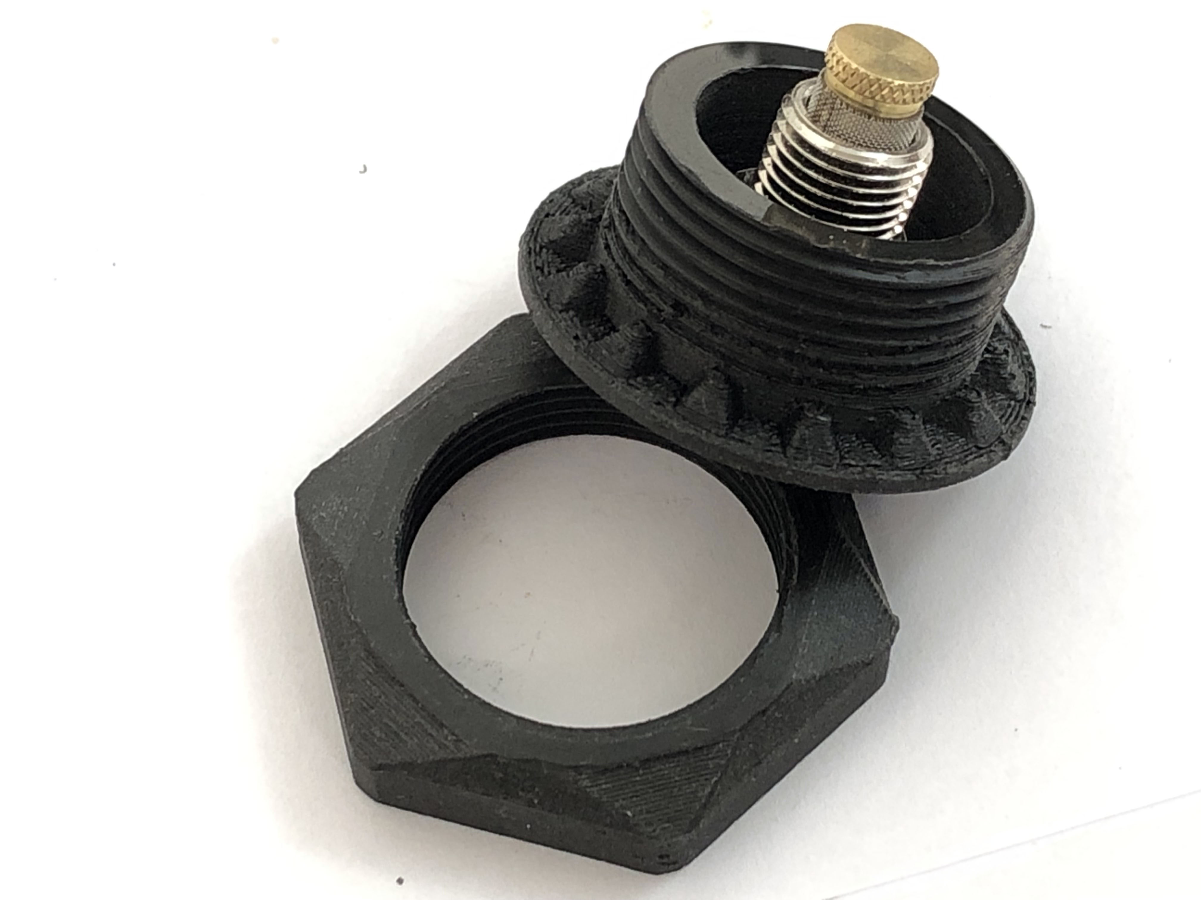 USRT WMI nozzle mounting adapter (sandwich bung)